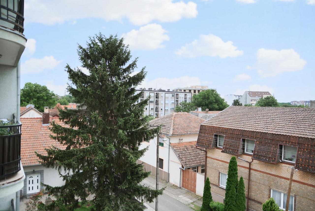 Crown Apartment 2 Subotica Exteriör bild